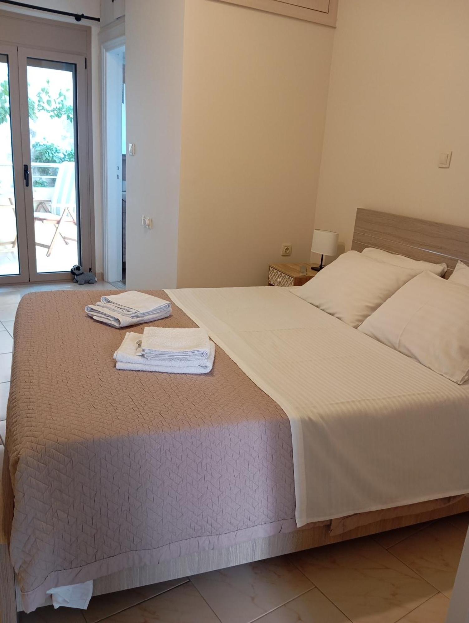 Zeta ' S House Apartment Nafpaktos Bagian luar foto
